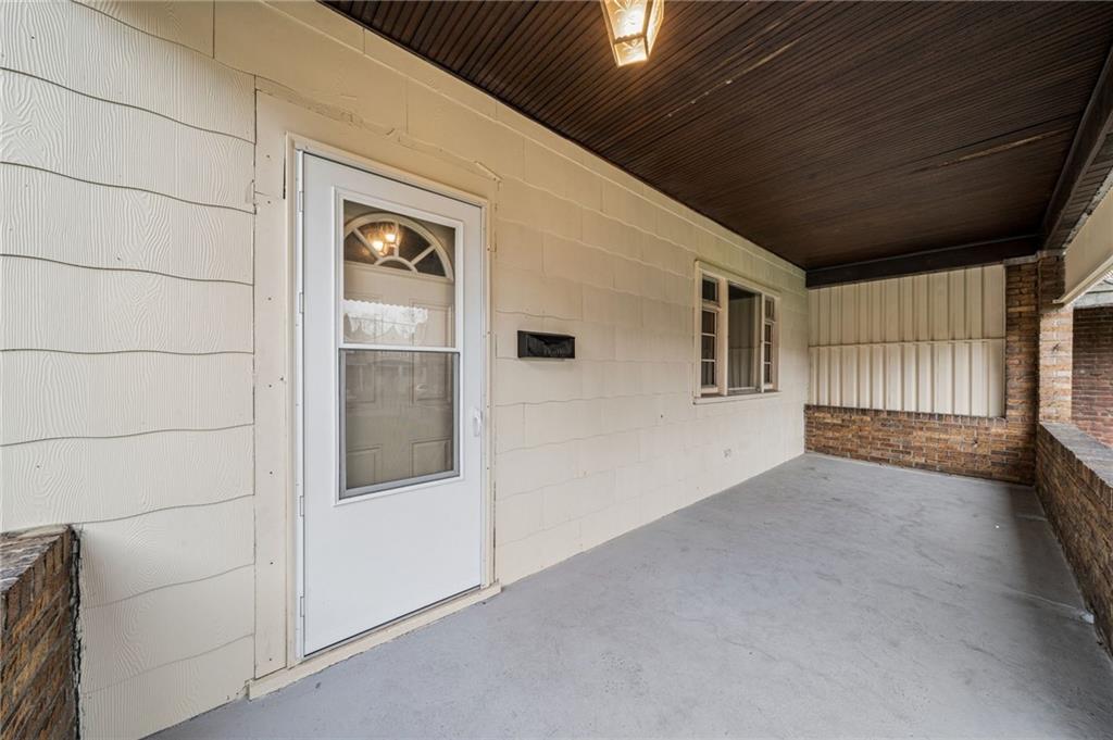 620 Broadway Avenue McKees Rocks, PA 15136 - Photo 2 of 21