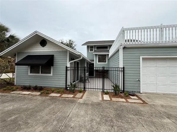 $6,975 | 509 North Peninsula Avenue, New Smyrna Beach, FL 32169