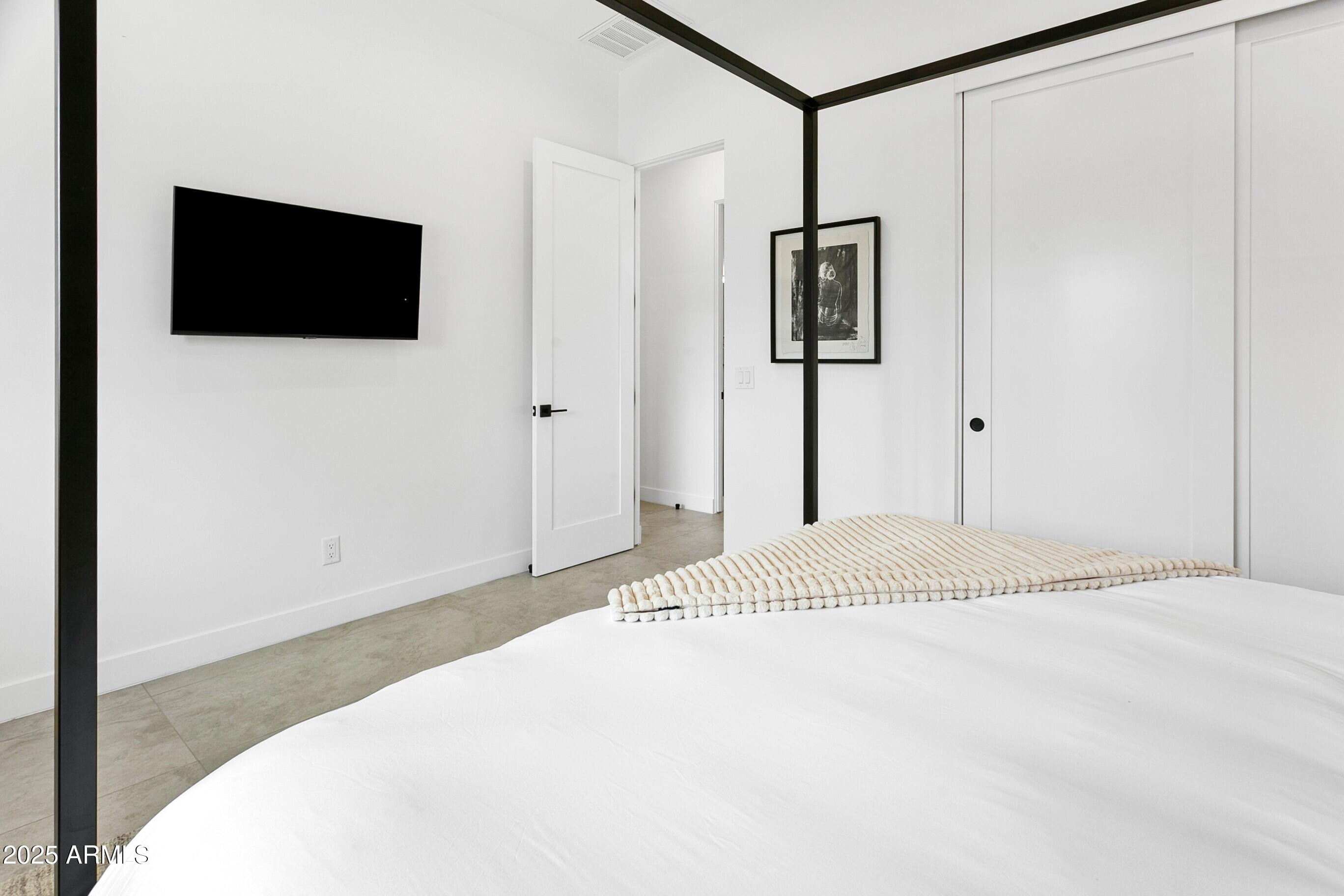 4002 North 33rd Place Phoenix, AZ 85018 - Photo 21 of 74 4d48866b-a16a-4166-848b-0e8d12927f39