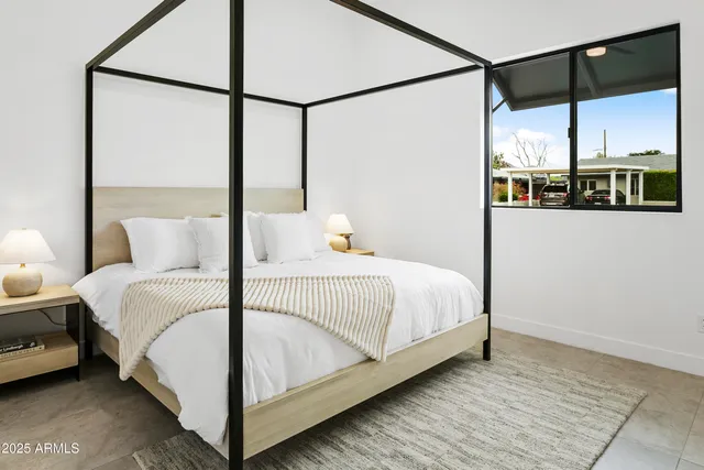 $12,950 | 4002 North 33rd Place, Phoenix, AZ 85018