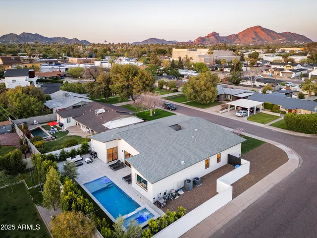 $12,950 | 4002 North 33rd Place, Phoenix, AZ 85018