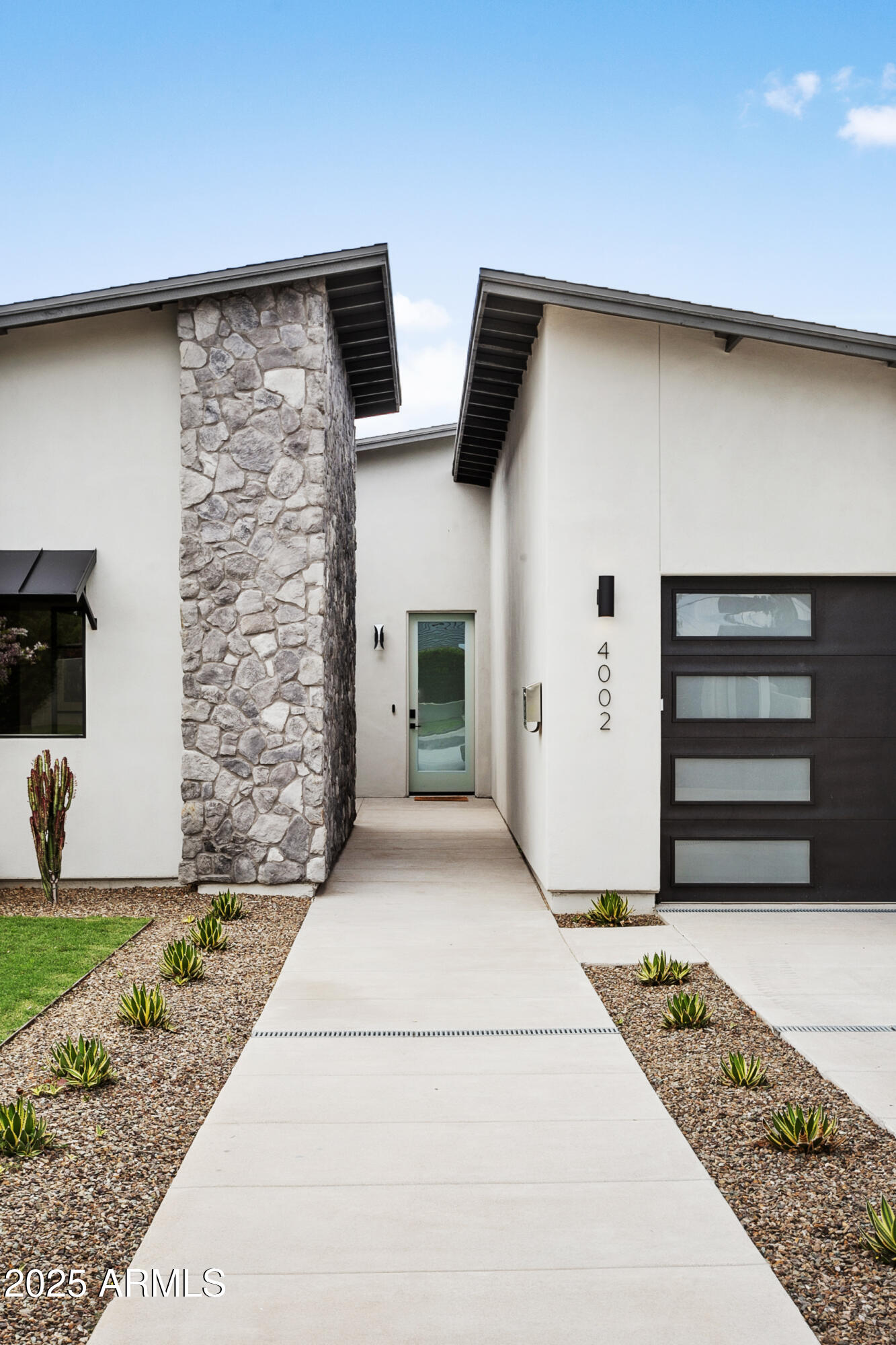 4002 North 33rd Place Phoenix, AZ 85018 - Photo 6 of 74 4002N33rdPl012