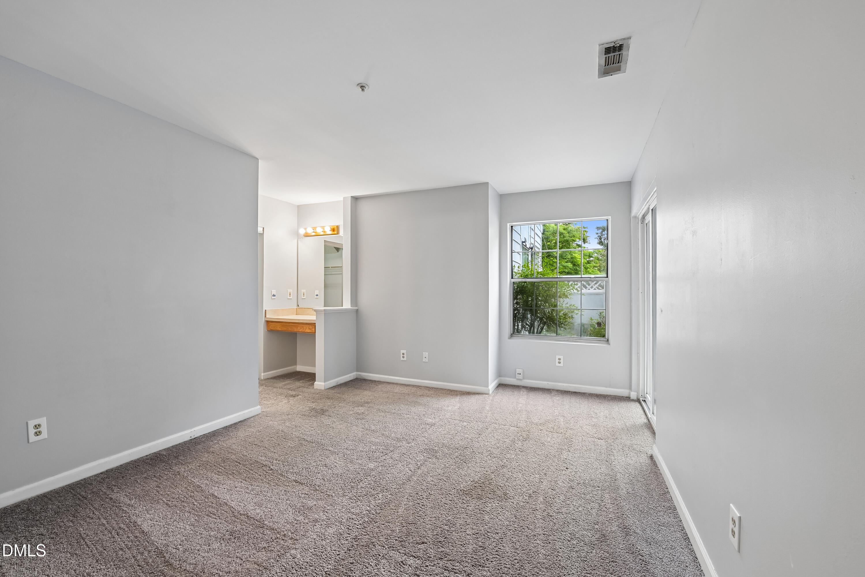 4900 Avenida Del Sol Drive, Unit 102 Raleigh, NC 27616 - Photo 13 of 27