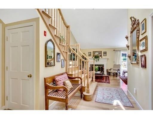 6 Stone Ridge Drive Leicester, MA 01524 - Photo 4 of 30 a living room with furniture