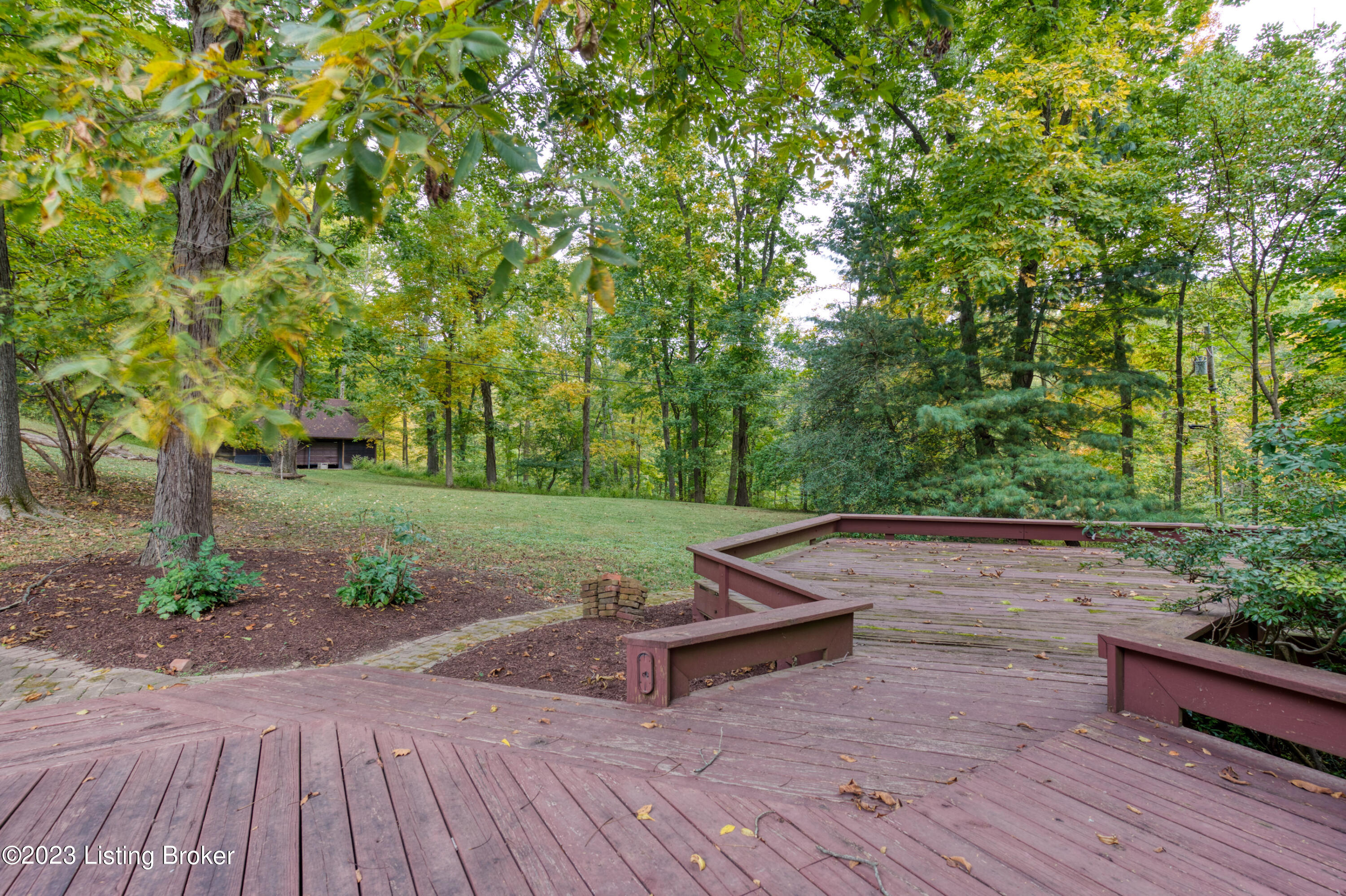 6205 Orion Road Louisville, KY 40222 - Photo 37 of 45 050 - 20231019 05304