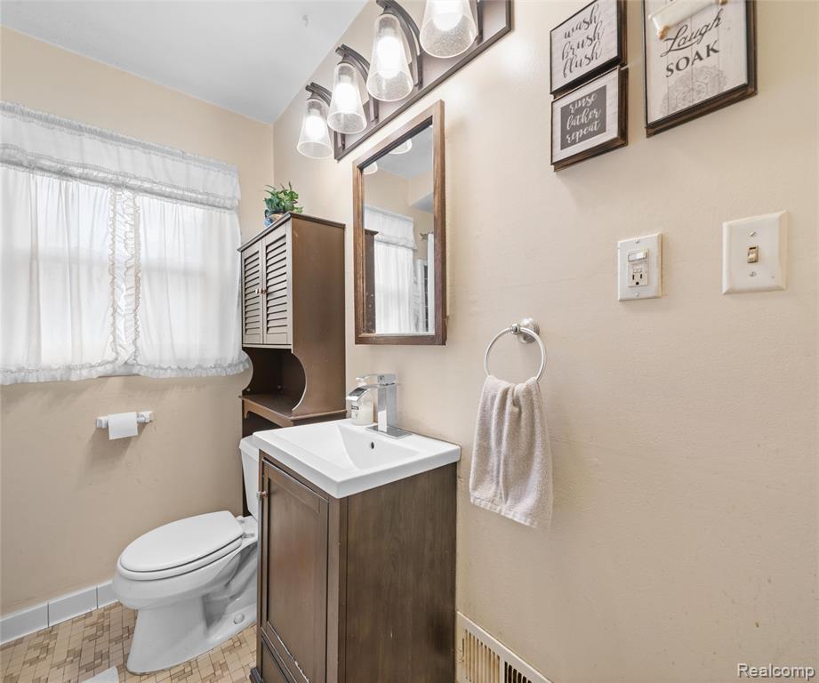 28940 Grandview Street Inkster, MI 48141 - Photo 9 of 41
