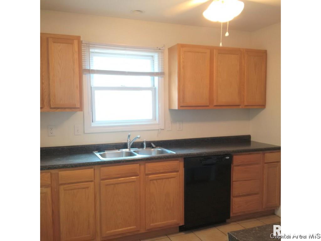 2627 South 8th Street Springfield, IL 62703 - Photo 7 of 25