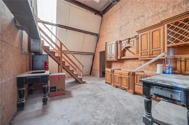 $450,000 | 1292 Southwest 125th Road, Holden, MO 64040