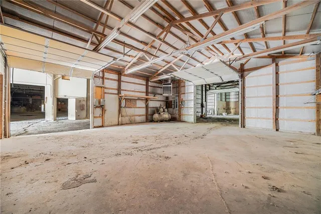 $450,000 | 1292 Southwest 125th Road, Holden, MO 64040