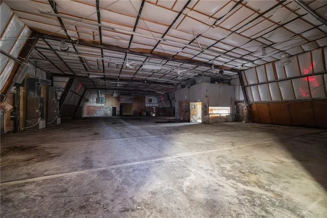 $450,000 | 1292 Southwest 125th Road, Holden, MO 64040