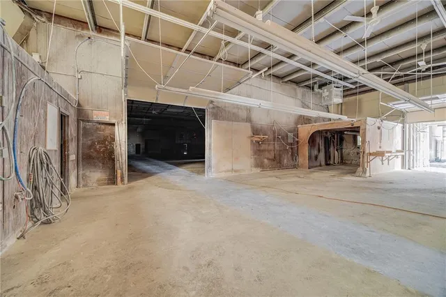 $450,000 | 1292 Southwest 125th Road, Holden, MO 64040