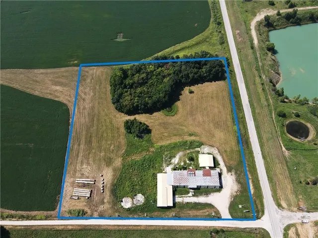 $450,000 | 1292 Southwest 125th Road, Holden, MO 64040