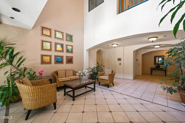 $499,000 | 4200 VÃa Arbolada, Unit 207, Los Angeles, CA 90042