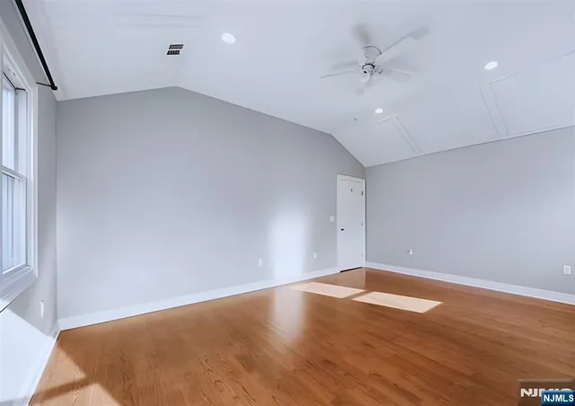 $7,000 | 3 Cameron Road, Tenafly, NJ 07670