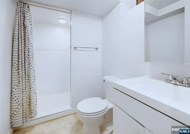 $7,000 | 3 Cameron Road, Tenafly, NJ 07670