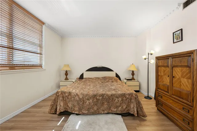 $275,000 | 1601 South Ocean Drive, Unit 105, Hollywood, FL 33019