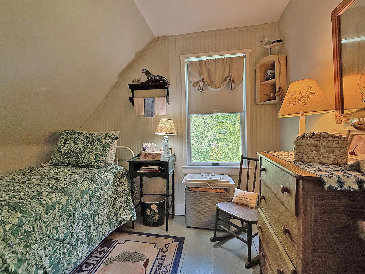 99 Huddle Road New Harbor, ME 04554 - Photo 18 of 22 Bedroom 3
