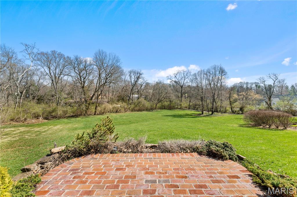 233 Warson Road Ladue, MO 63124 - Photo 33 of 39