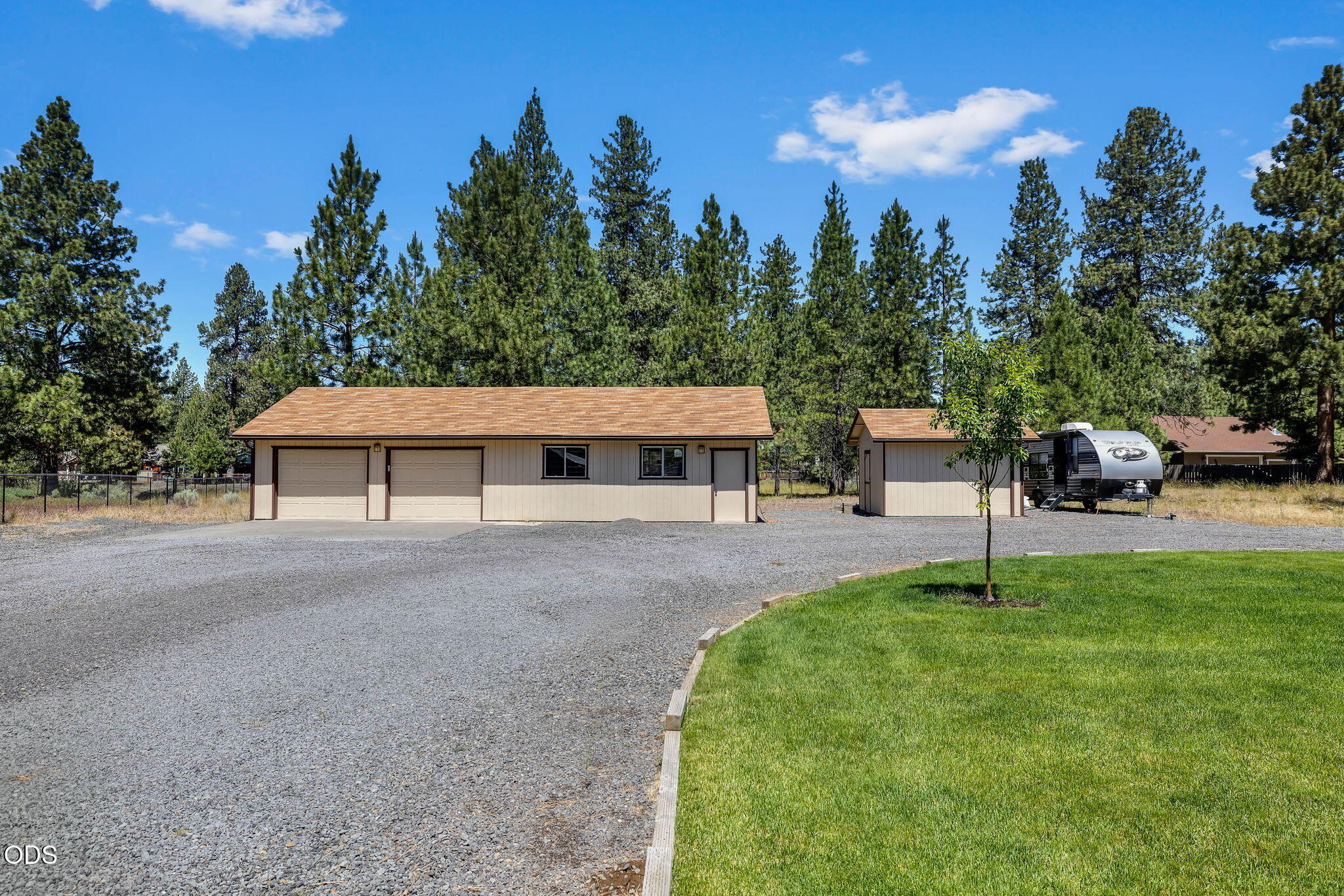 19572 Apache Road Bend, OR 97702 - Photo 58 of 71