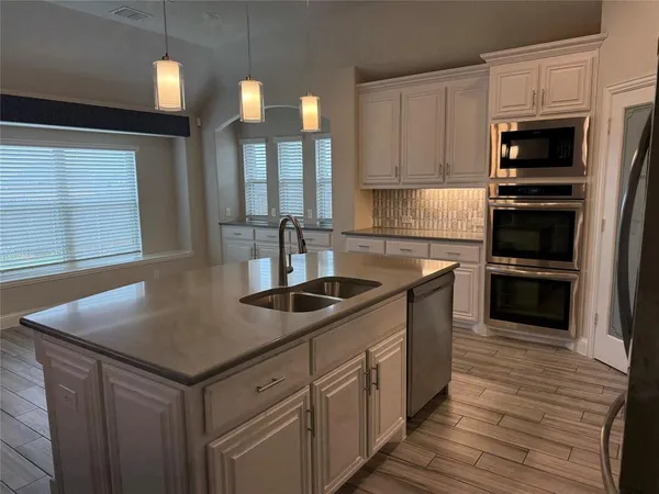 $4,000 | 2700 Richard Street, Burleson, TX 76028