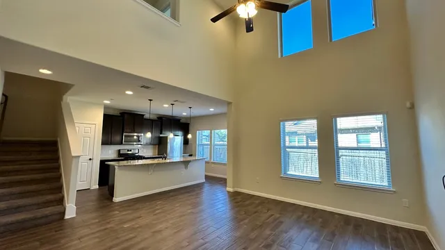 $1,895 | 2304 South Lakeline Boulevard, Unit 542, Cedar Park, TX 78613