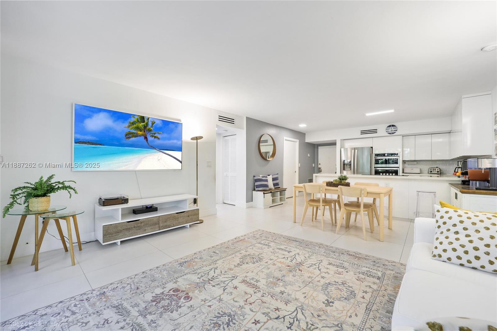 55 Ocean Ln Drive, Unit 3020 Key Biscayne, FL 33149 - Photo 10 of 17