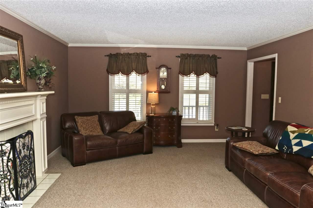 2310 Tigerville Road Travelers Rest, SC 29690 - Photo 8 of 36