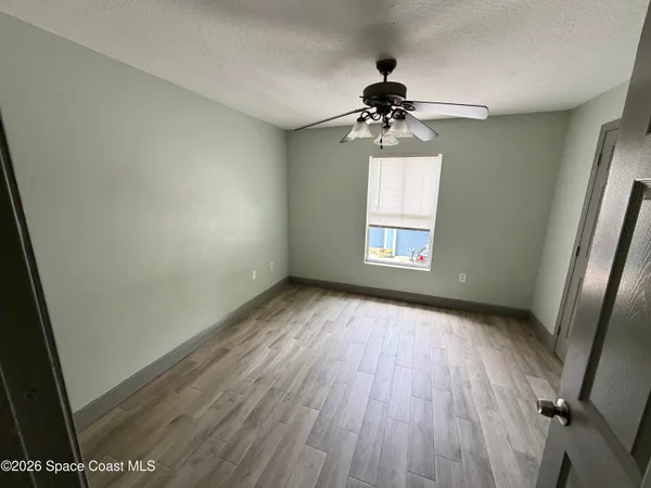 $2,000 | 915 Twisting Branch Court, Melbourne, FL 32935