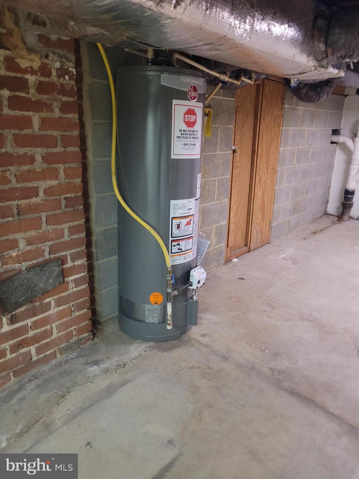 48 Webster Street Westminster, MD 21157 - Photo 22 of 25 a view of a garage