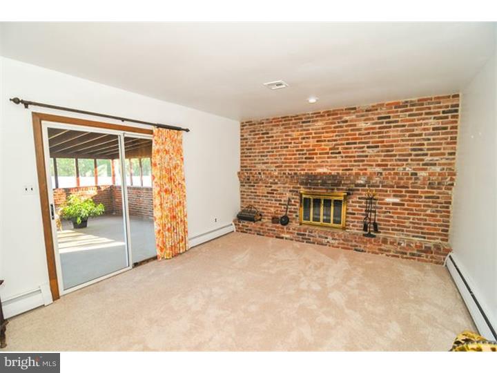 212 North Trooper Road Norristown, PA 19403 - Photo 12 of 25 Gallery Image 12