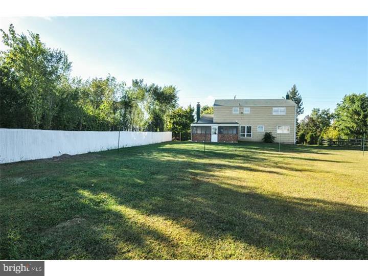 212 North Trooper Road Norristown, PA 19403 - Photo 3 of 25 Gallery Image 3