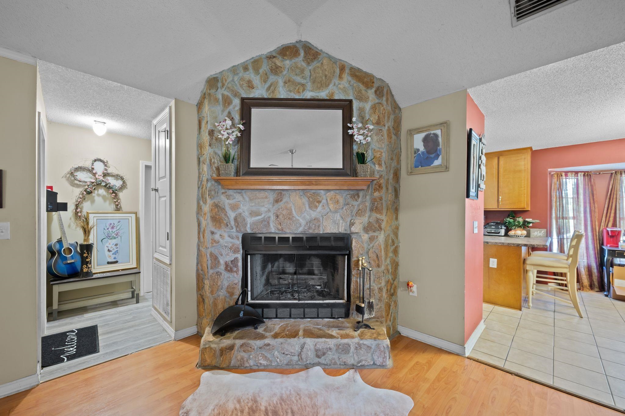 52923 Ammons Road Perdido, AL 36562 - Photo 11 of 35 Living Room