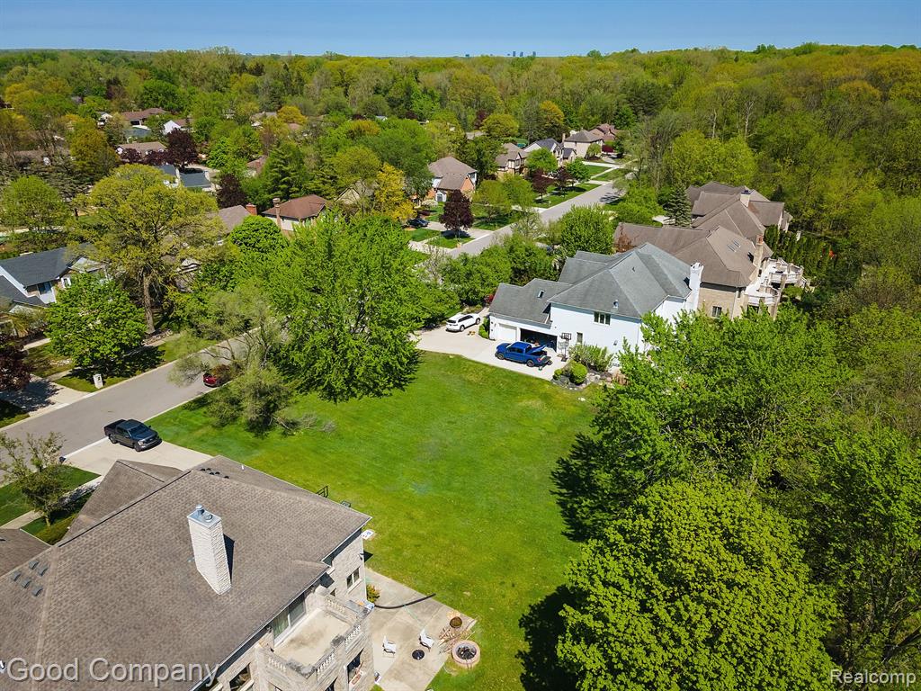 35321 Curtis Road Livonia, MI 48152 - Photo 5 of 15