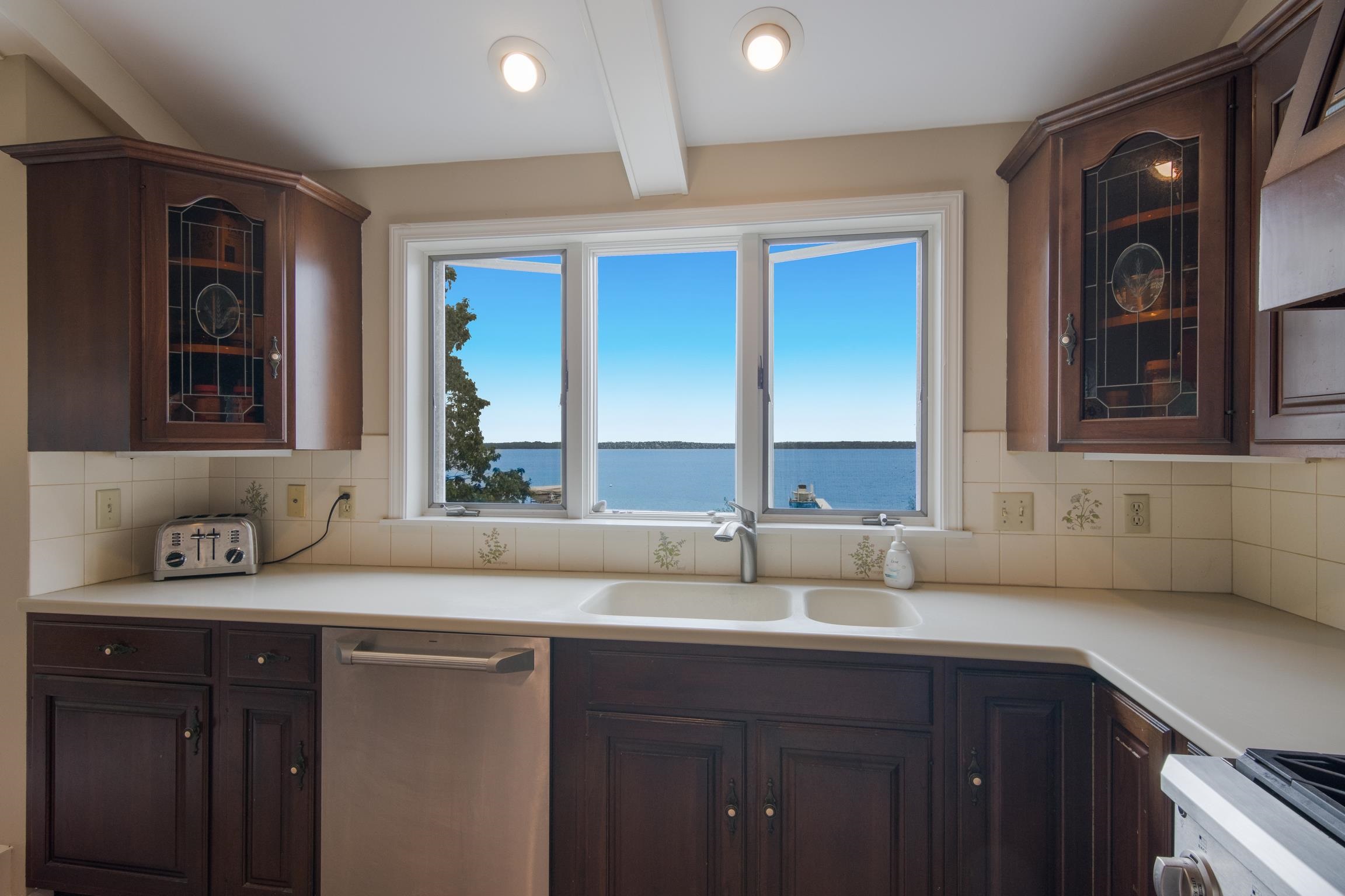 11642 Bluff Road Traverse City, MI 49686 - Photo 18 of 67
