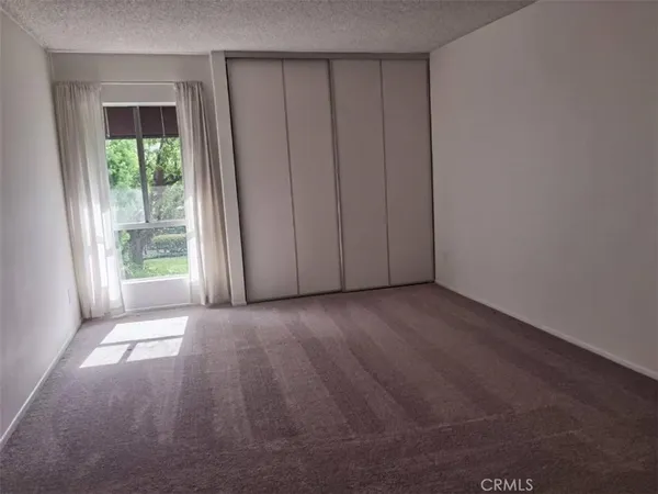 $3,200 | 4900 Overland Avenue, Unit 216, Culver City, CA 90230