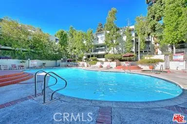 $3,200 | 4900 Overland Avenue, Unit 216, Culver City, CA 90230