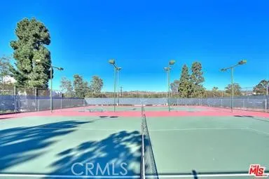 $3,200 | 4900 Overland Avenue, Unit 216, Culver City, CA 90230