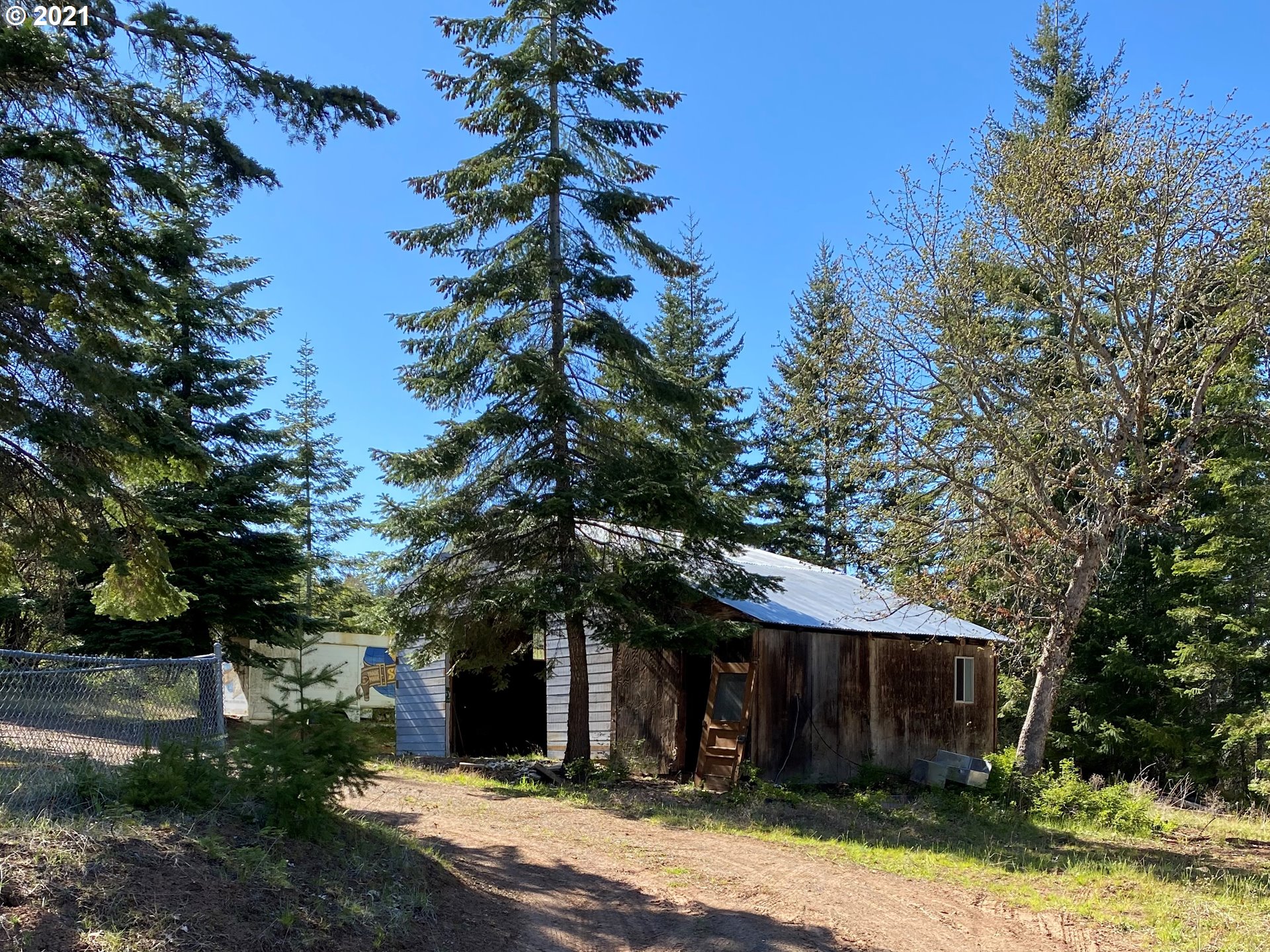 111 Appleton Road Lyle, WA 98635 - Photo 6 of 18 Gallery Image 6