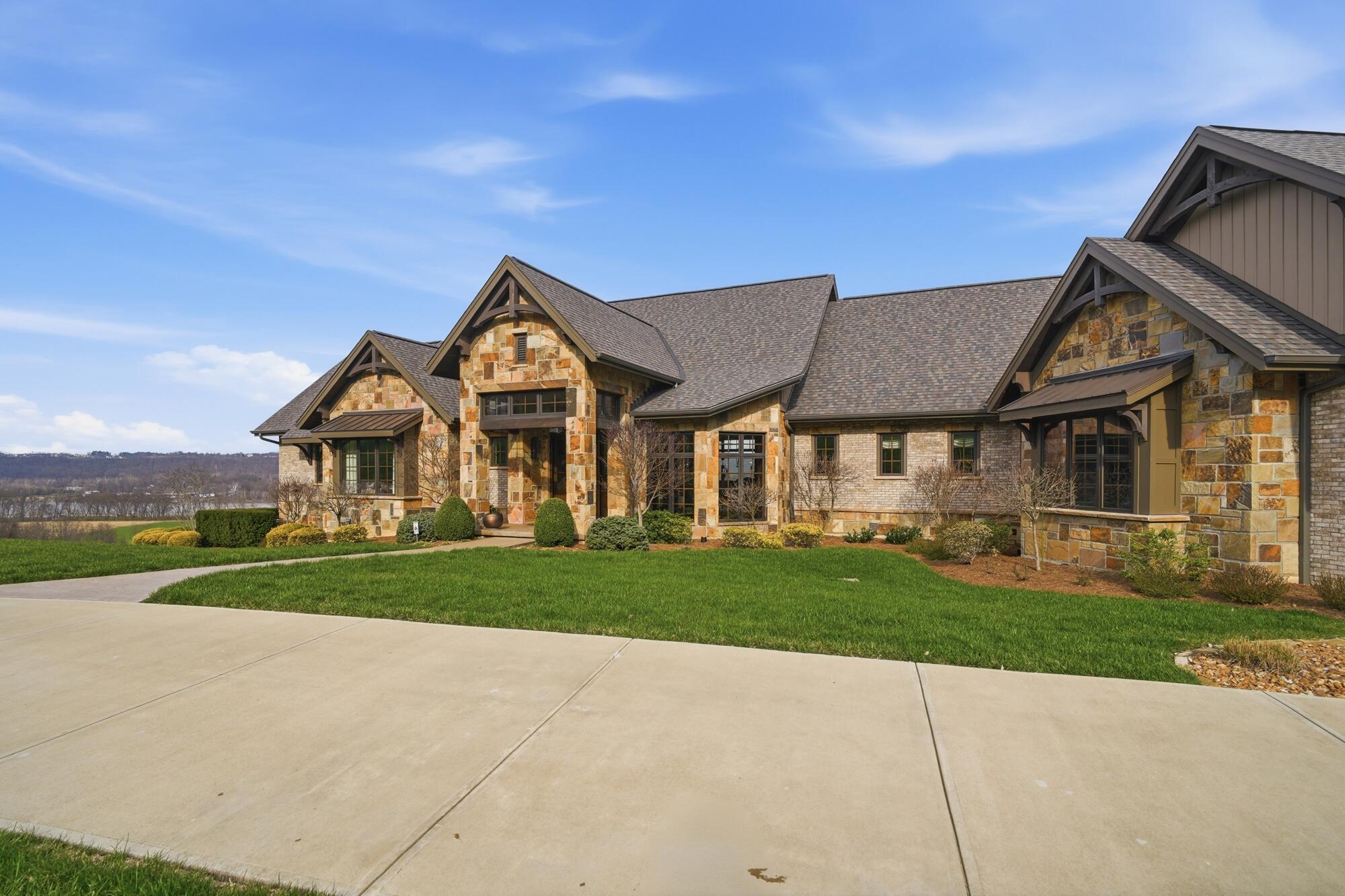 1 Rivers Pointe Drive Hebron, KY 41048 - Photo 16 of 48