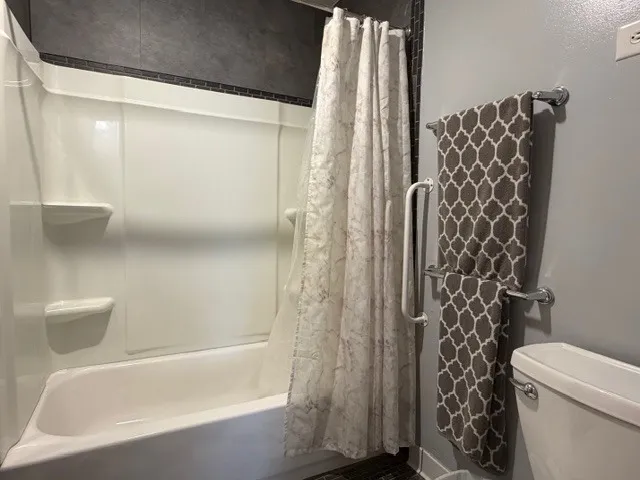 $289,900 | 533 Glen Avenue, Romeoville, IL 60446