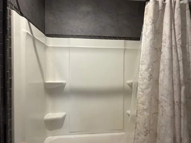 $289,900 | 533 Glen Avenue, Romeoville, IL 60446