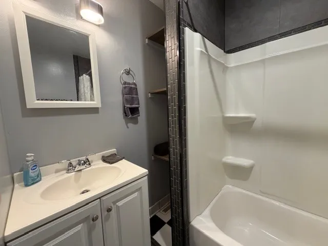 $289,900 | 533 Glen Avenue, Romeoville, IL 60446