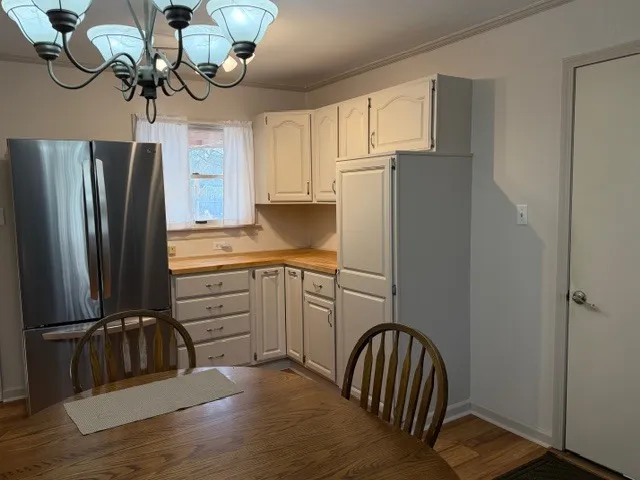 $289,900 | 533 Glen Avenue, Romeoville, IL 60446