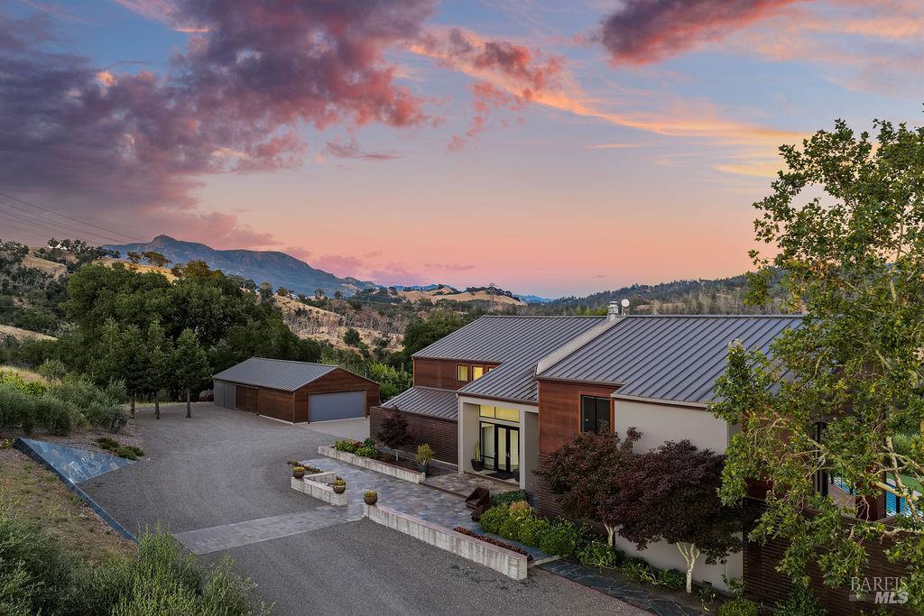 5232 Maacama Ridge Road Healdsburg, CA 95448 - Photo 4 of 41