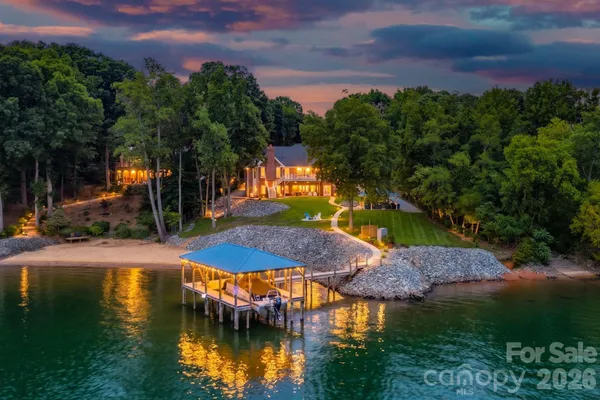 $2,500,000 | 131 Point Of View Drive, Mooresville, NC 28117
