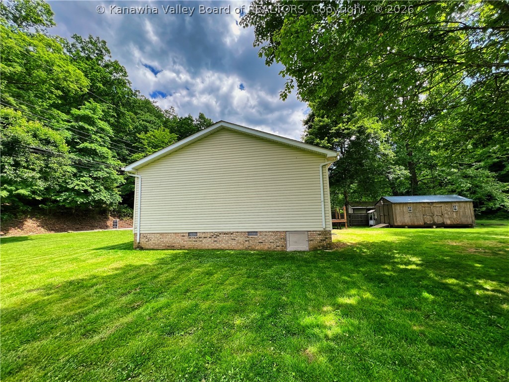 3271 Buff Crk Road Hurricane, WV 25526 - Photo 6 of 46 Gallery Image 6