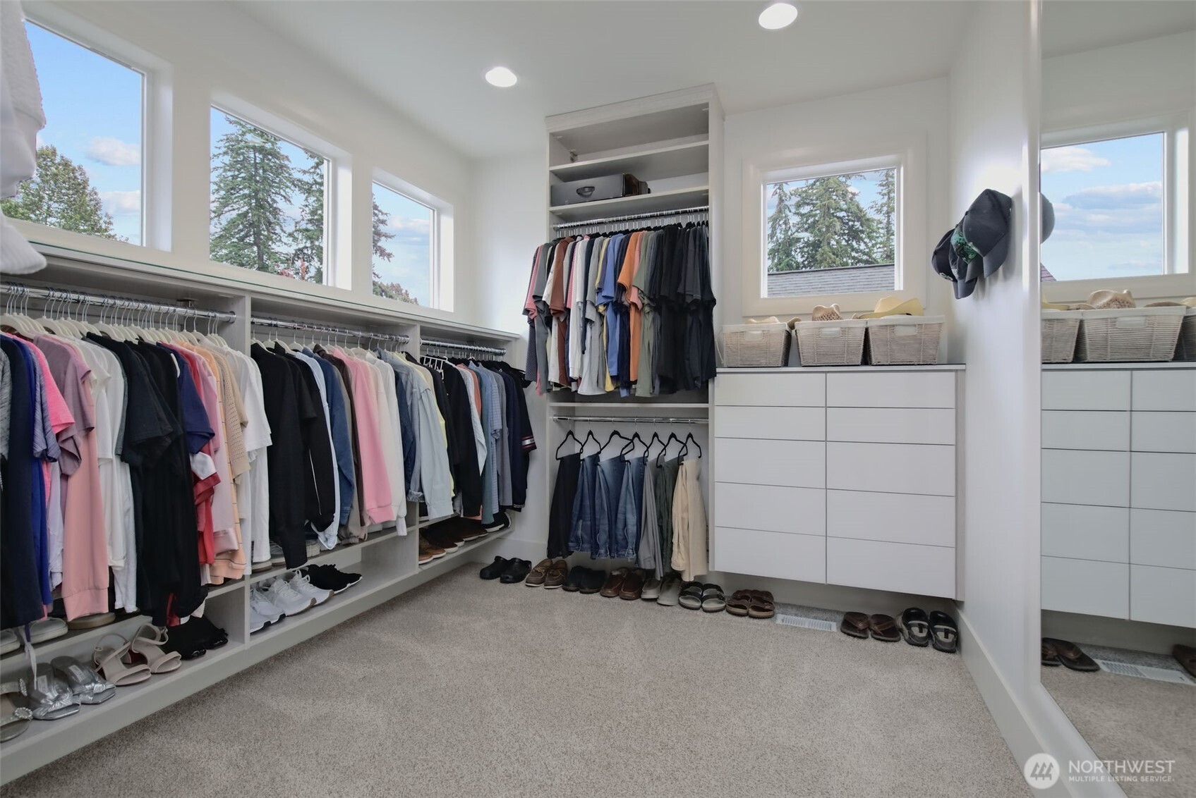 1527 Lyons Avenue Northeast Renton, WA 98059 - Photo 25 of 40