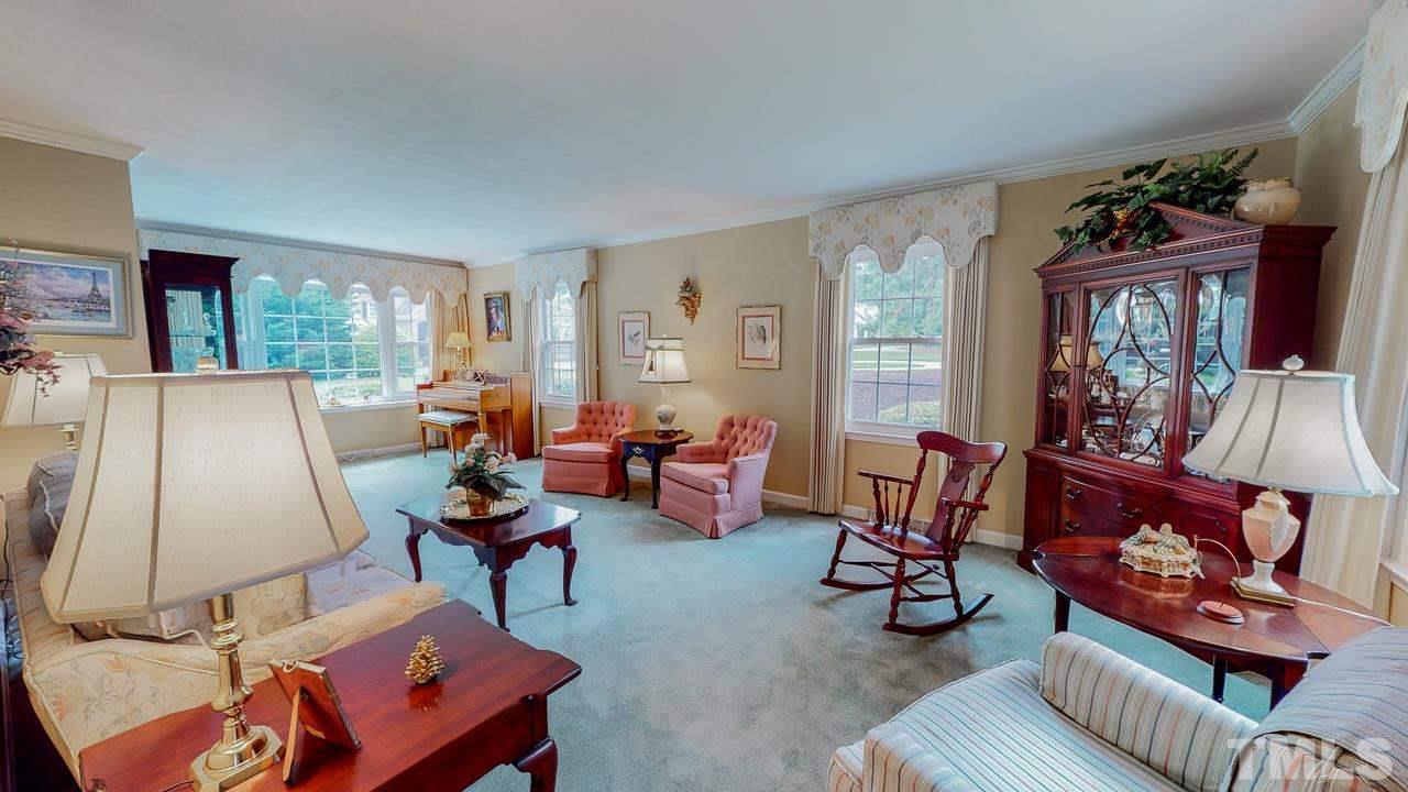 10 Canterbury Drive Roxboro, NC 27573 - Photo 11 of 30 a living room with furniture and a window