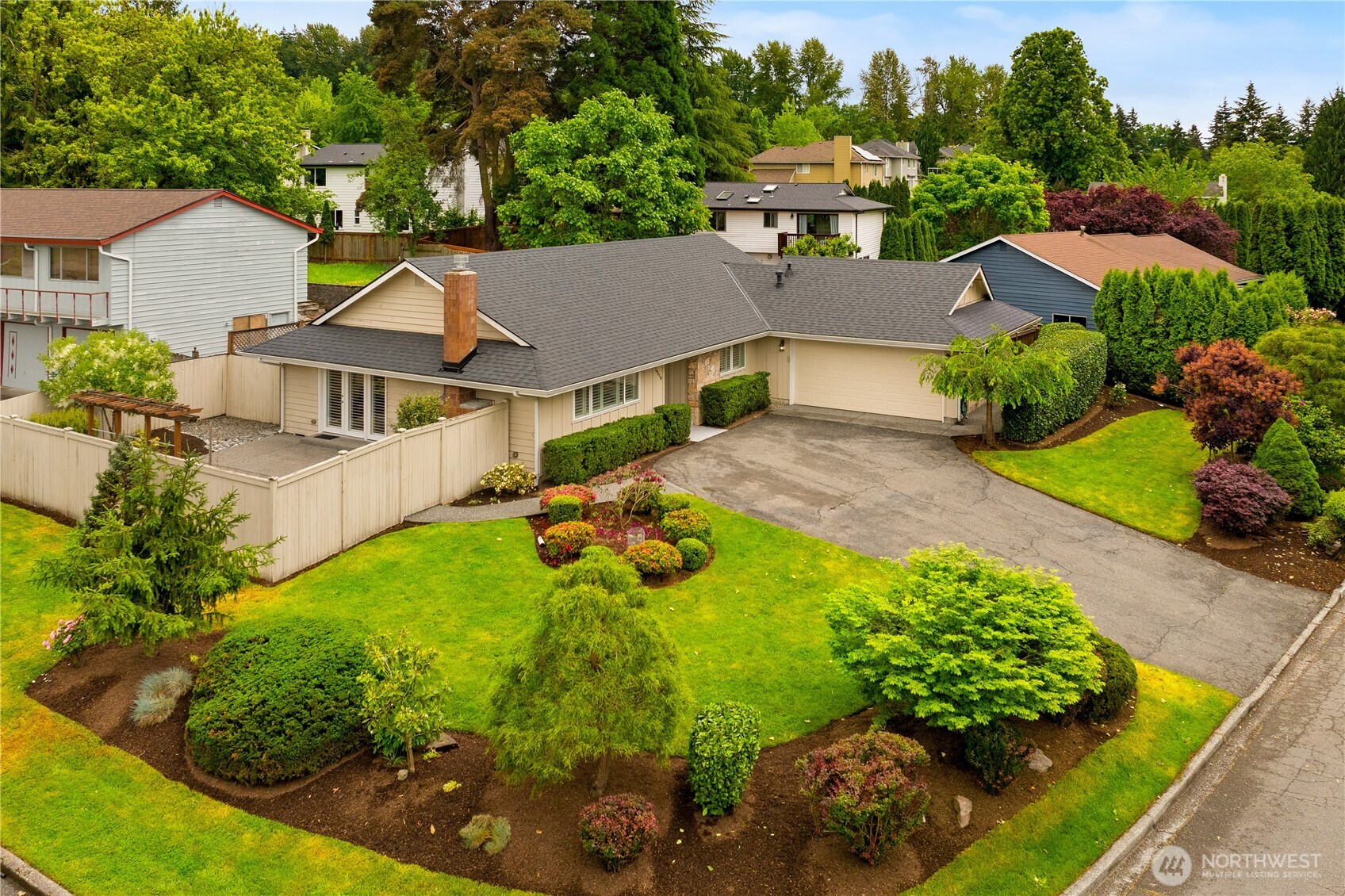 14518 112th Avenue Northeast Kirkland, WA 98034 - Photo 35 of 38