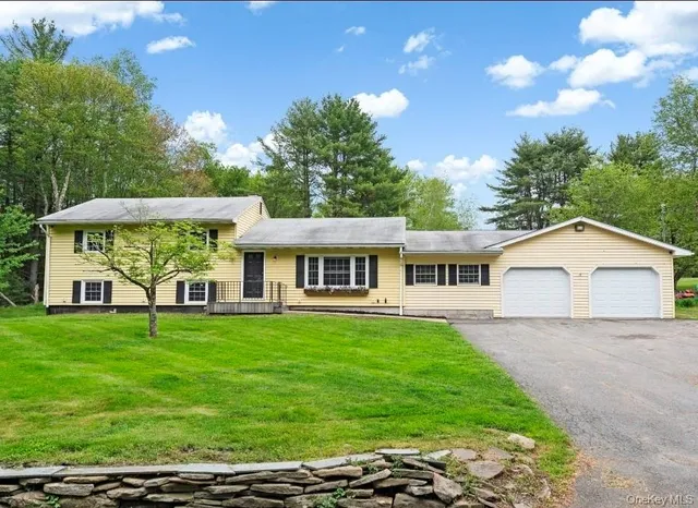 $344,999 | 323 Harris Road, Monticello, NY 12701